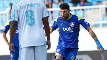 Arema mengalahkan PSBS Biak dengan skor 4-1