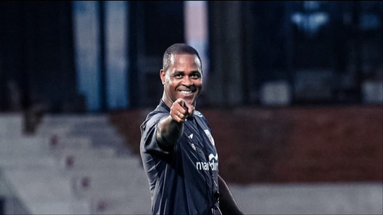 Patrick Kluivert Bisa Bernafas Lega, Ahli Tarot Ini Ungkap Peluang Timnas Indonesia Bakal Lolos Piala Dunia dengan...
            - galeri foto