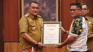 Bupati Bogor, Rudy Susmanto, menerima kunjungan dari Tim Ekspedisi Bendera Istimewa, tim dari Federasi Panjat Tebing Indonesia (FPTI) Kabupaten Bogor