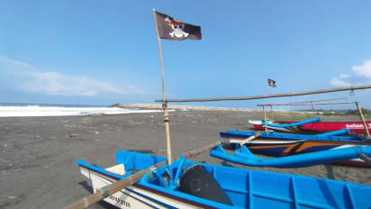 Dua Hari Terpasang, Bendera One Piece di Perahu Nelayan Kulon Progo Diganti Merah Putih