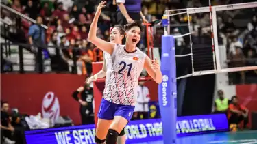 Nguyen Phuong Quynh selaku middle blocker Timnas Voli Putri Vietnam U-21.