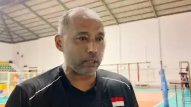Pelatih Timnas Voli Putri Indoensia U-21, Marcos Sugiyama
