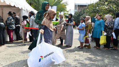 Warnai Hari Pramuka 2025 Lewat SESAMA: Bagi-Bagi Seribu Seragam Sekolah Bersama Pertamina