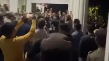 Lebih Epic dari Bupati Pati Sudewo, Kantor Bupati Bone Dikepung Pendemo Usai PBB-P2 Naik 300 Persen