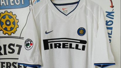 J&T Express Ganti Rugi 100 Persen Paket Jersey Hilang, Konsumen Apresiasi