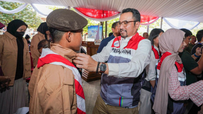 Pertamina Patra Niaga Dukung Penyaluran 1.000 Seragam Sekolah untuk Anak Operator SPBU dan Siswa Difabel