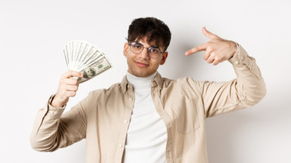 5 Zodiak Diramal Paling Hoki soal Keuangan 20 Agustus 2025: Keberuntungan Besar Menanti Leo, Gemini Tersenyum Lega