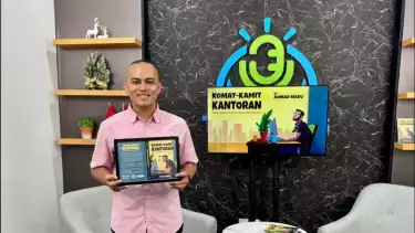 Komat-Kamit Kantoran Buku yang Bongkar Rahasia Drama Dunia Kerja di Ibukota