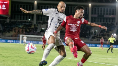 Peter de Roo Ungkap Strategi Persis Solo Hadapi Persija, Sho Yamamoto Dipastikan Absen