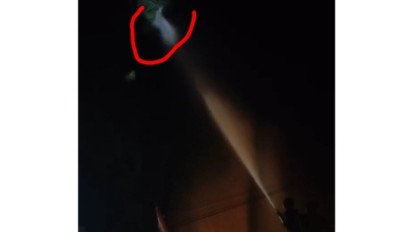 Viral Damkar Terima Laporan untuk Usir Pocong di Pohon, Langsung Semprot Pakai Air