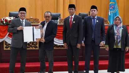 DPRD Surabaya Ajak Maknai Kemerdekaan Lewat Peningkatan Pendidikan