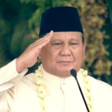 Upacara Penurunan Bendera HUT ke-80 RI Ditutup Kirab Naskah Proklamasi ke Monas, Prabowo Sampaikan Apresiasi