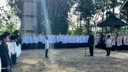 Dua Eks Jamaah Islamiyah Ikuti Upacara HUT ke-80 RI di Ponpes Al Muslimun