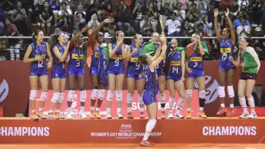 Timnas Voli Putri Italia raih gelar juara di Kejuaraan Dunia Voli U-21 2025 di Surabaya.