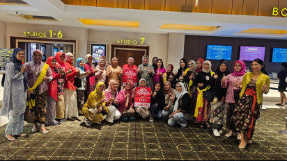 Rayakan Kemerdekaan Unik, Perhimpunan Inti Nonton Bareng