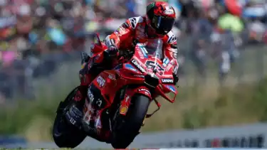 Pembalap Ducati Lenovo, Francesco Bagnaia di MotoGP Ceko 2025