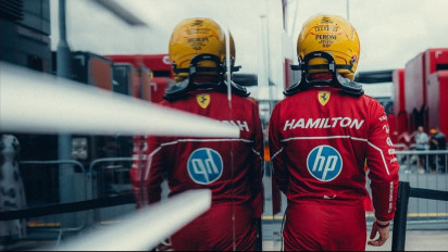 Lihat Lewis Hamilton Frustasi di F1 2025, Pengamat Sarankan Ferrari Segera Rekrut Carlos Sainz Kembali