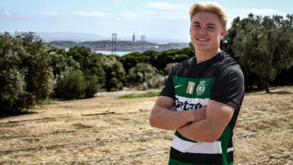 Update Transfer Conrad Harder ke AC Milan: Kesepakatan Sudah Rampung, tapi Rossoneri Belum Bisa Resmikan karena Hal Ini