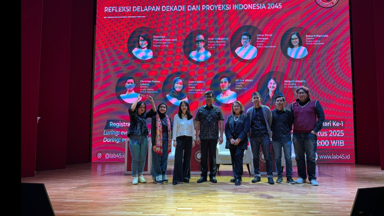 Lab 45: Media Menopang Demokrasi Tapi Menghadapi Disrupsi Teknologi
            - galeri foto