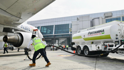 Dukungan Pemerintah untuk Pertamina Kembangkan Bioavtur dari Minyak Jelantah