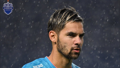 Hasil Pemain Abroad Timnas Indonesia: Sandy Walsh Debut Bersama Buriram United, Shayne Pattynama Hilang