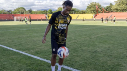 Ronaldo Kwateh Bikin Cemas Semen Parang! Eduardo Almeida Ungkap Kondisi Sebenarnya