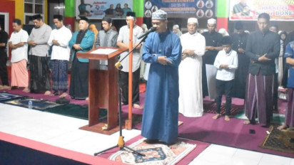 Waduh, Pria Muslim yang Tidak Shalat Jumat Bakal Kena Denda atau Dipenjara