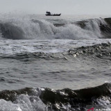 Hati-Hati Liburan di Pantai, Ada Ancaman Gelombang Tinggi dan Banjir Rob dari BMKG