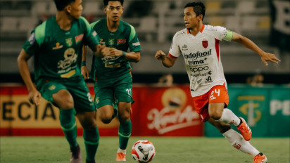 Hujan Gol di Stadion GBT: Persebaya Buat Bali United Hancur Lebur pada Pekan 3 Super League