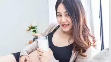 Ilustrasi Suami Minta Minum ASI saat Berhubungan Intim, Memangnya Boleh dalam Islam? Ternyata Ulama Sebut Kalau Hukumnya termasuk....