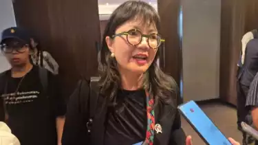 Wamendiktisaintek Stella Christie