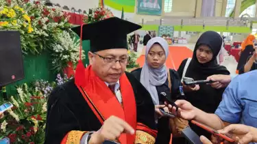 Guru besar Unissula Semarang, Jawa Hafidz menilai permintaan amnesti Noel Ebenezer terlalu dini dan tidak rasional.