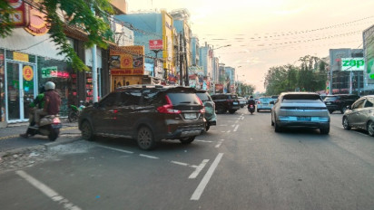 Juru Parkir di Jalan Muara Karang Jakut Tidak Tahu Adanya Sistem JakParkir