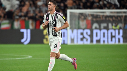 Bursa Transfer Juventus: Bianconeri Siapkan Gebrakan Baru untuk Randal Kolo Muani, Dusan Vlahovic Malah Dapat Kabar Buruk