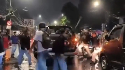 Camat Tebet Soal Lurah Manggarai Selatan Diamuk Massa yang Demo di DPR: Karena Pelat Merah Jadi Sasaran