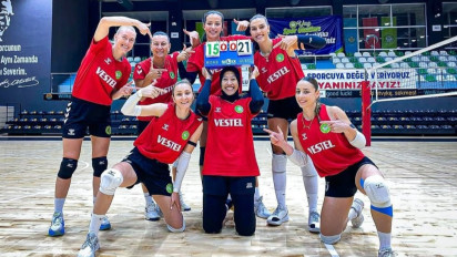 Tanpa Adanya Megawati Hangestri, Lama-lama Volimania Indonesia Mulai Curiga Setelah Manisa BBSK Kalah Karena…