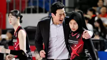 Megawati Hangestri dan pelatih Red Sparks, Ko Hee-jin