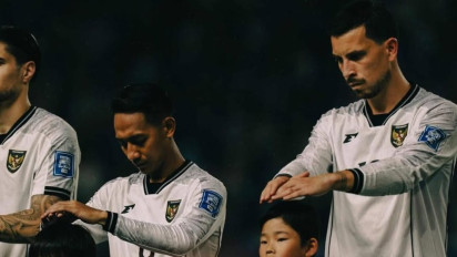 Federico Barba dan Thom Haye Resmi Berseragam Persib