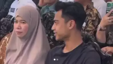Bek Timnas Indonesia, Pratama Arhan bersama mantan ibu mertua sekaligus ibu kandung Azizah Salsha