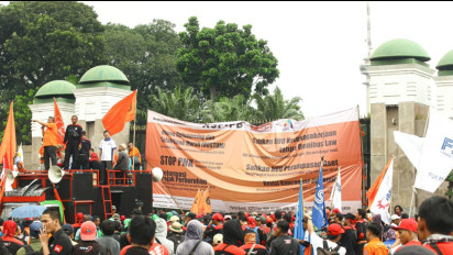 Ribuan Buruh Siap Kepung DPR Hari Ini, Tuntut Kenaikan Upah Minimum 2026 hingga Hapus Outsourcing
