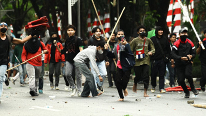 Demo Ricuh di DPR, Polisi Gunakan Gas Air Mata Kedaluwarsa: Fakta, Bahaya, dan Catatan Kelam yang Terulang