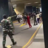 Viral Massa Aksi Berhamburan Masuki Mal Atrium Senen, Ini Faktanya