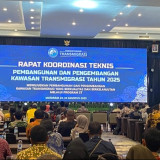 Mentrans Iftitah Ajak Peserta Rakornis Heningkan Cipta untuk Almarhum Affan Kurniawan