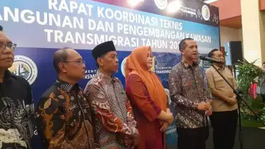 Mentrans Iftitah Ajak Peserta Rakornis Heningkan Cipta untuk Almarhum Affan Kurniawan