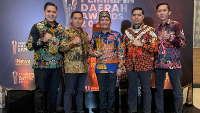 Terima Penghargaan Inovasi Pendidikan di Pemimpin Daerah Award 2025, Gubernur Agustiar Sabran: Terima Kasih Guru, Dosen, dan Rektor