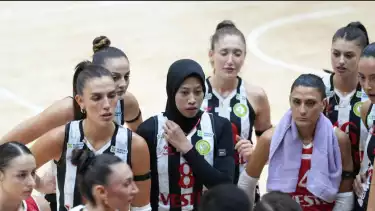 megawati hangestri di laga debutnya bersama manisa bbsk