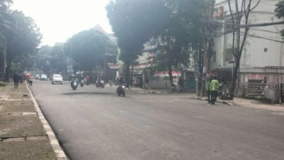 Situasi Terkini: Jalan Depan Mako Brimob Kwitang Sudah Bisa Dilewati Kendaraan Sipil