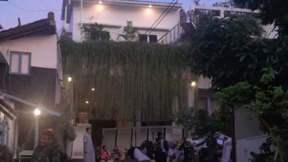 Warga Curiga Aksi Penjarahan Rumah Sri Mulyani Berpola: Aba-abanya Kembang Api, Tidak Boleh Bawa Motor