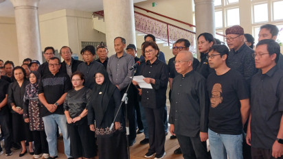 UGM Serukan Gerakan Damai dan Ingatkan Pemerintah - DPR Reformasi Kebijakan