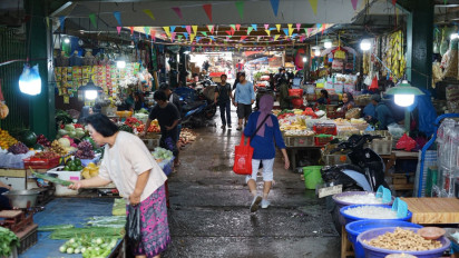 Pedagang Pasar Kramat Jati Keluhkan Penurunan Omzet Selama Unjuk Rasa di DPR RI Berlangsung